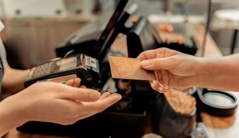 
            ADMINISTRAÇÃO DE CARTÕES PRÓPRIOS: COMO ESCOLHER O MELHOR GERENCIAMENTO?        