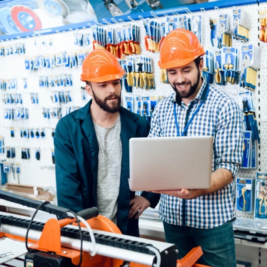 Treinamento e capacitação de equipe para lojas: um investimento em excelência para lucratividade